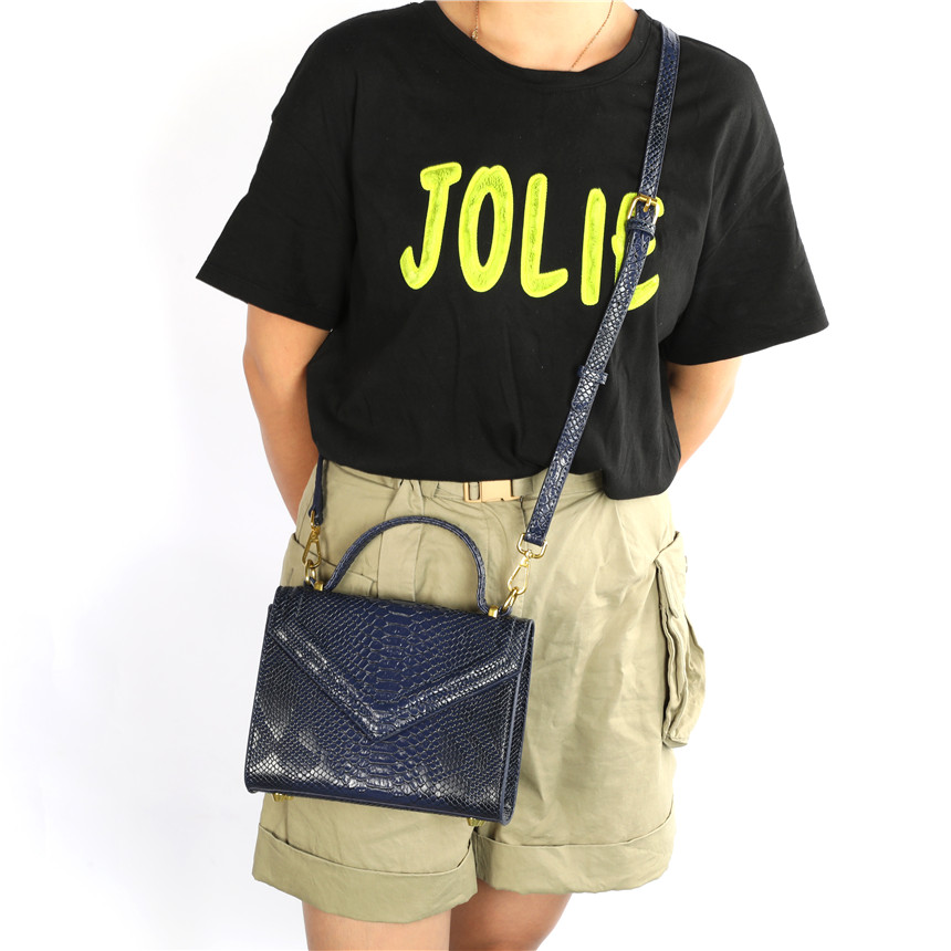 ドバイ女性用新型スネーク柄PUレザーショルダークロスボディバ - Women Bags In Dubai のレビューと価格