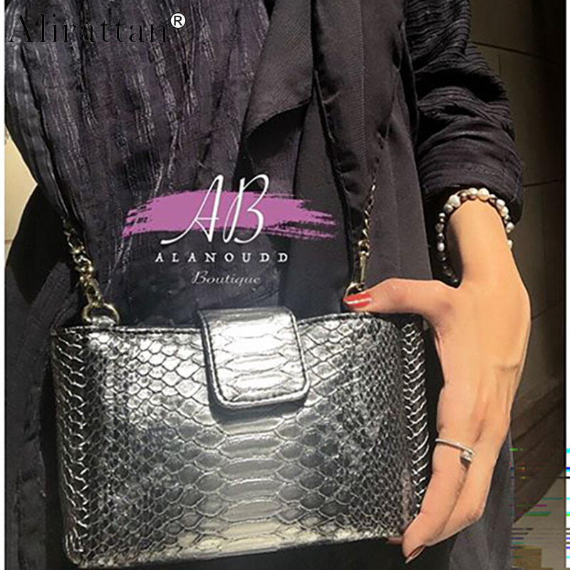 ドバイ新作スネークパターンバッグ2025ファッション高級エン - Women Bags In Dubai のレビューと価格