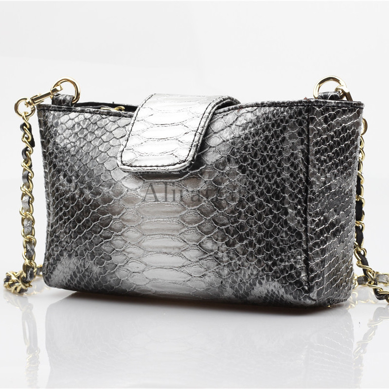 ドバイ新作スネークパターンバッグ2025ファッション高級エン - Women Bags In Dubai のレビューと価格